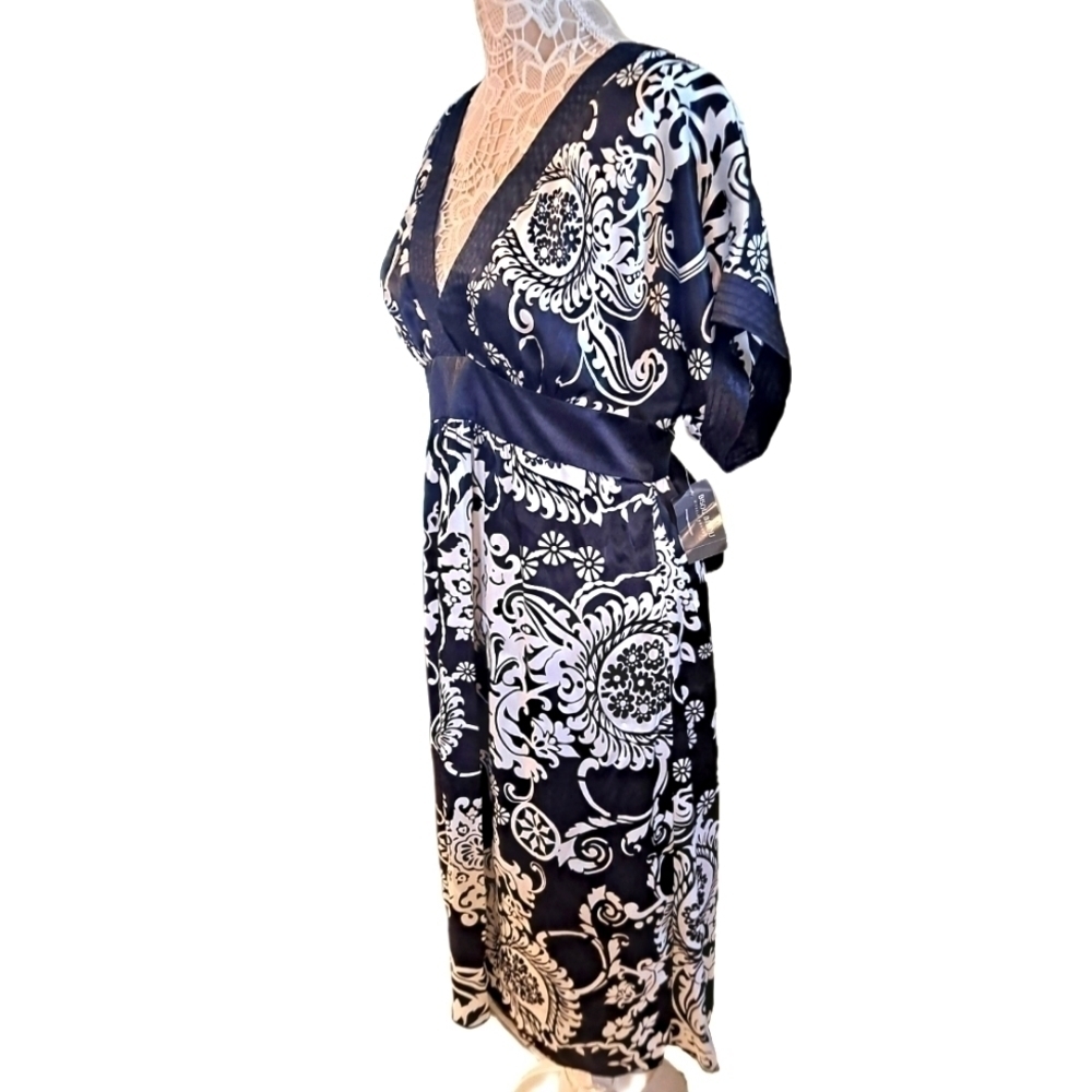 NWT Bisou Bisou Dress Satiny Empire Kimono Style Belted Midi Length Contemporary